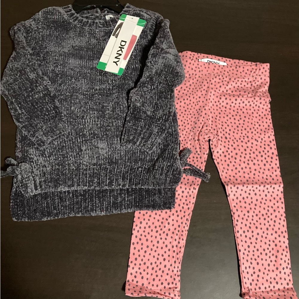 Baby outfit size 18 months
